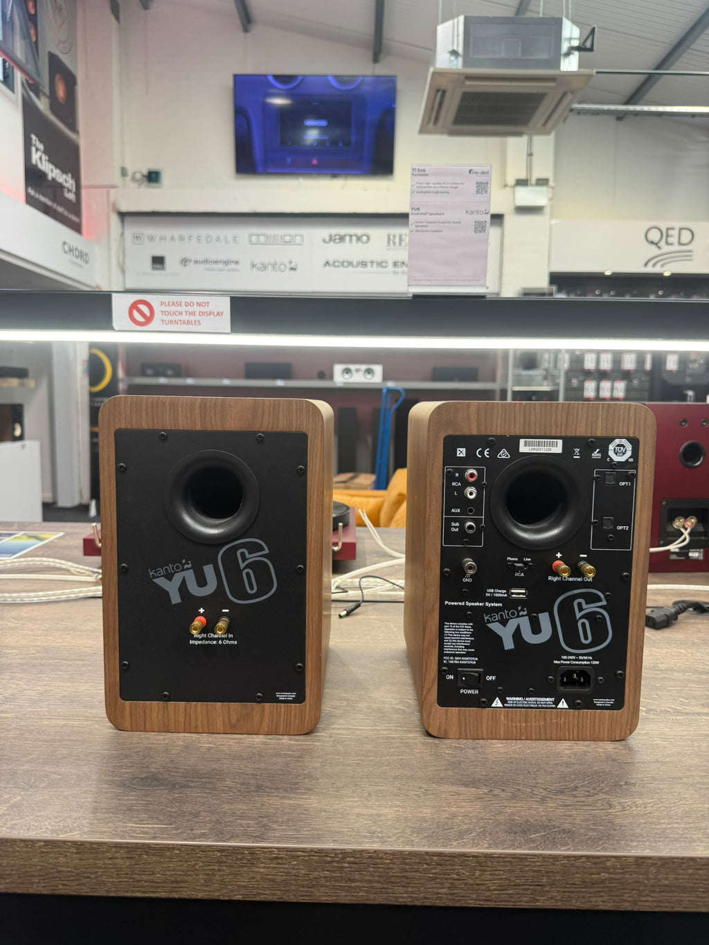 Kanto Audio YU6 - Active Powered Bluetooth Studio Speakers - Walnut - OPEN BOX