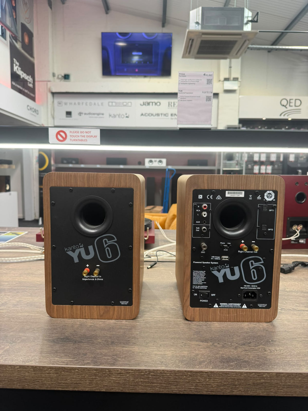 Kanto Audio YU6 - Active Powered Bluetooth Studio Speakers - Walnut - OPEN BOX