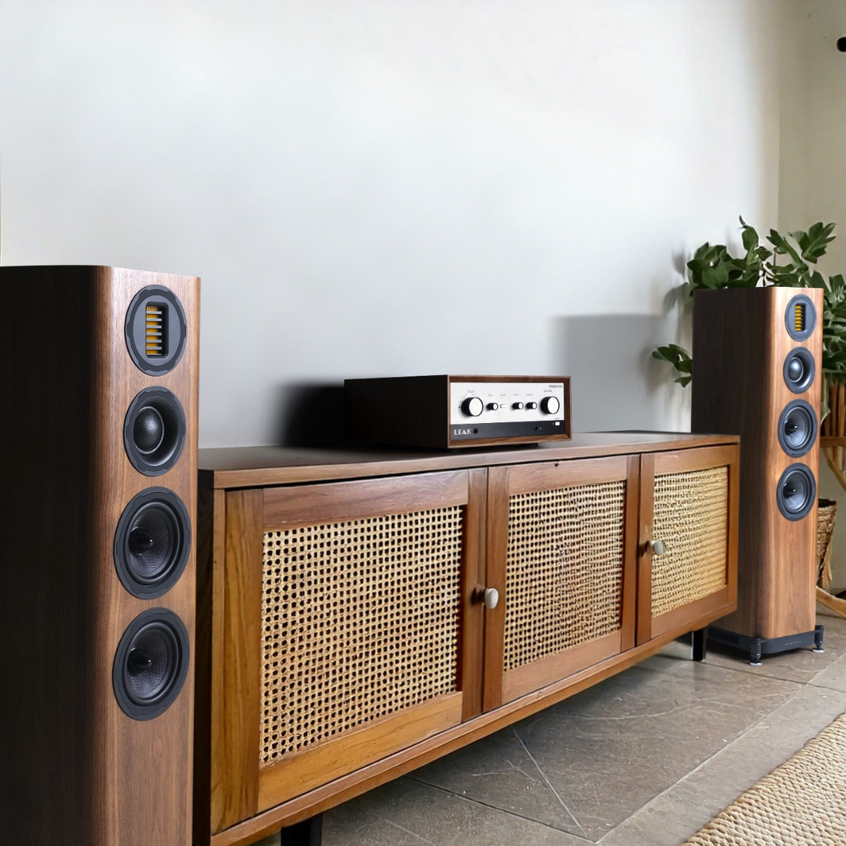 Wharfedale Evo 5.4 Floorstanding Speakers - Walnut