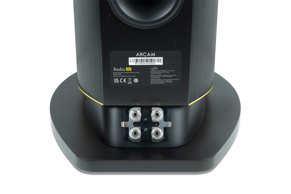 ARCAM R35 Floorstanding Speakers