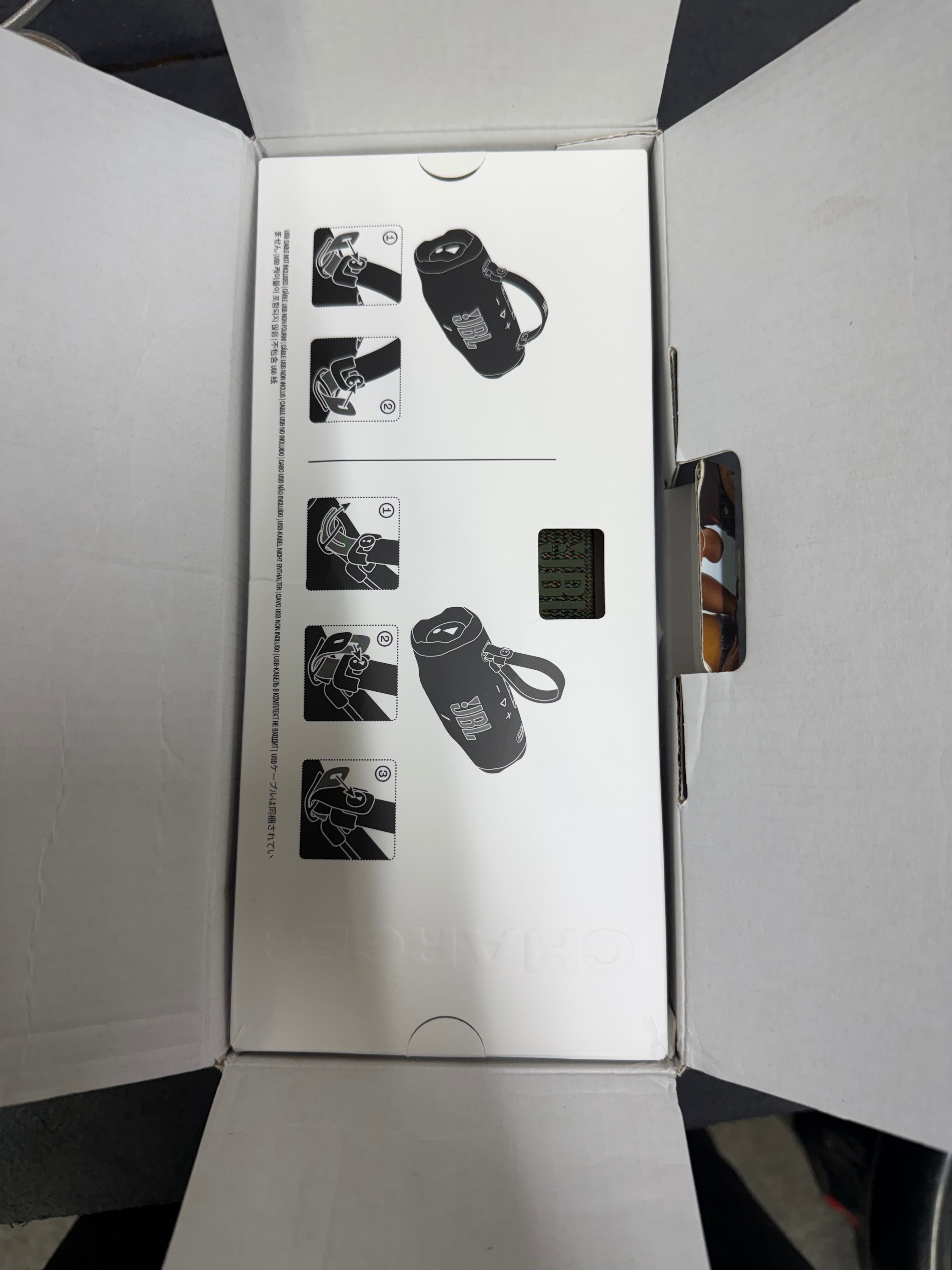 JBL CHARGE 6 - Portable Waterproof Bluetooth Speaker AI Sound Boost Auracast™ - Squad - OPEN BOX
