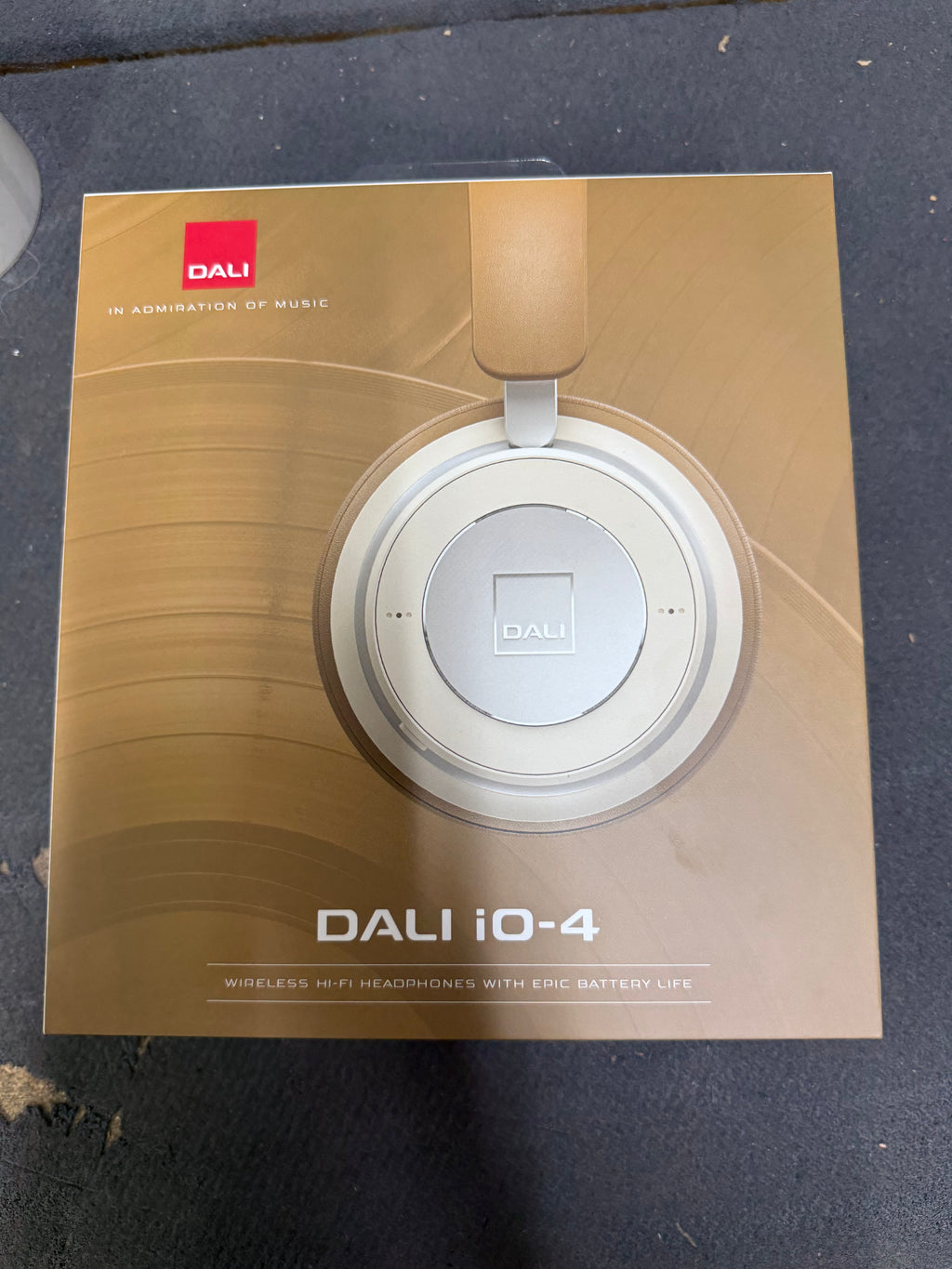 Dali IO-4 - Wireless Headphones - Caramel White - OPEN BOX