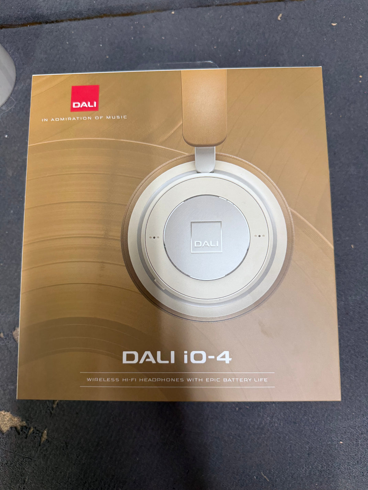 Dali IO-4 - Wireless Headphones - Caramel White - OPEN BOX