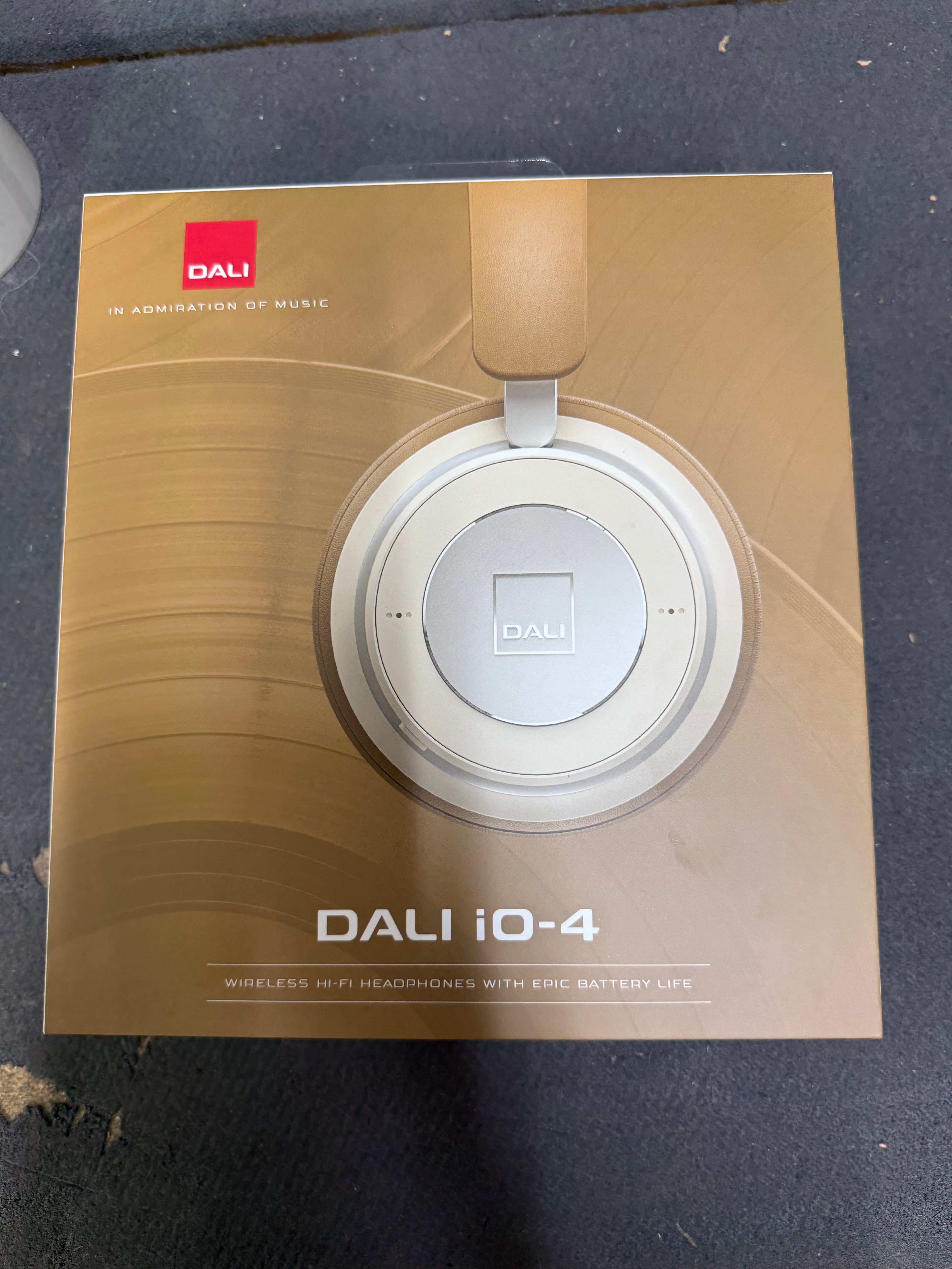 Dali IO-4 - Wireless Headphones - Caramel White - OPEN BOX