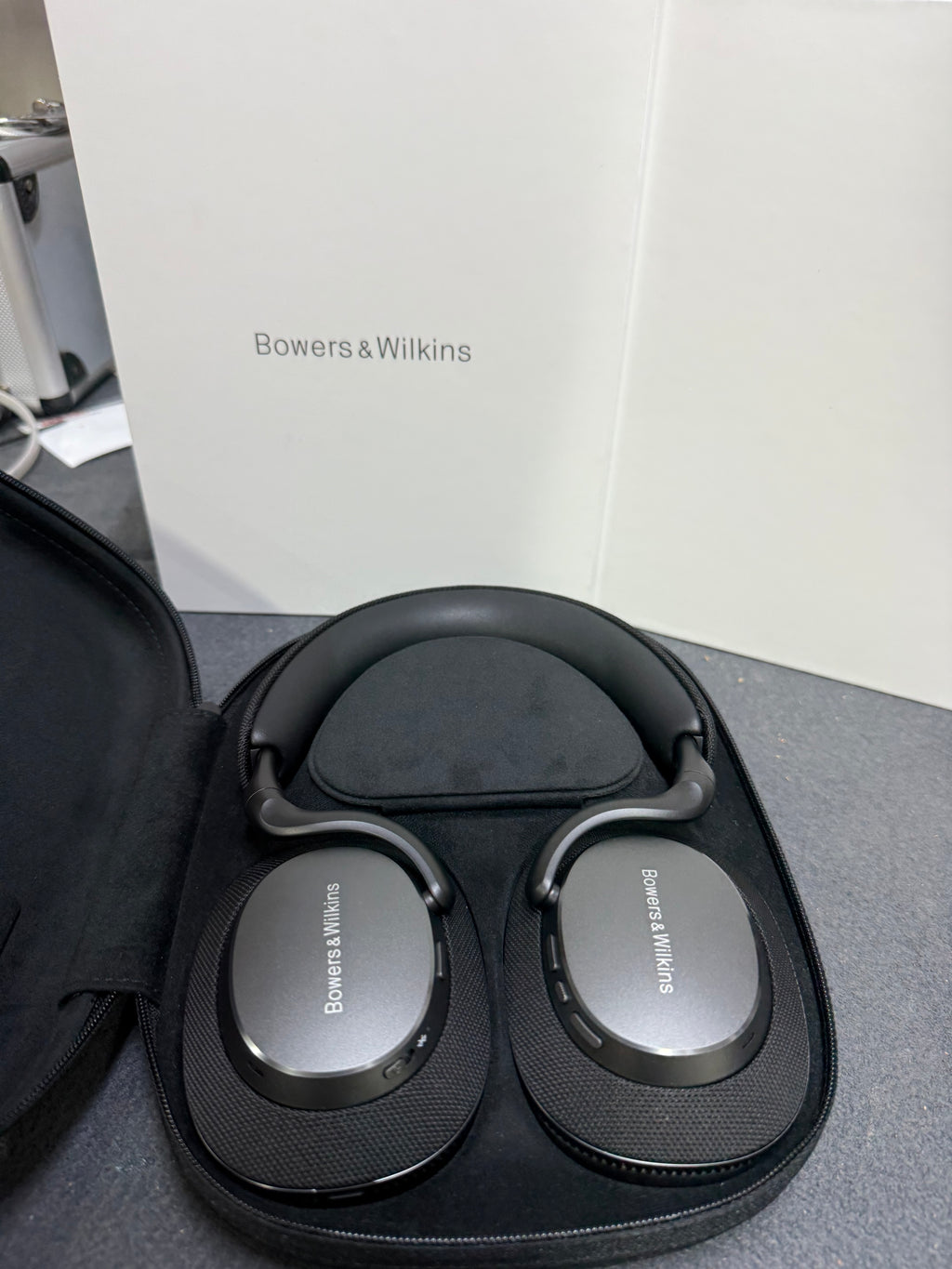 Bowers & Wilkins Px7 S3 High Performance Noise Cancelling Wireless Headphones - Anthracite Black - OPEN BOX