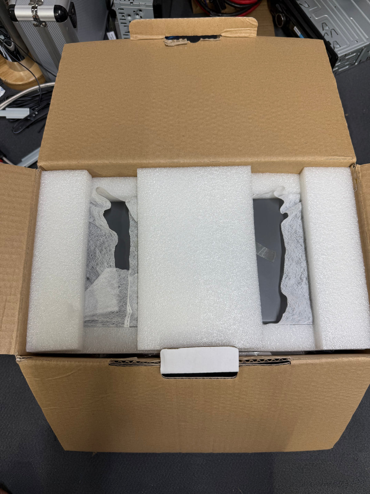 Kanto Audio Yu2 Active Powered Bookshelf Speakers  Matte Grey - EX DEMO