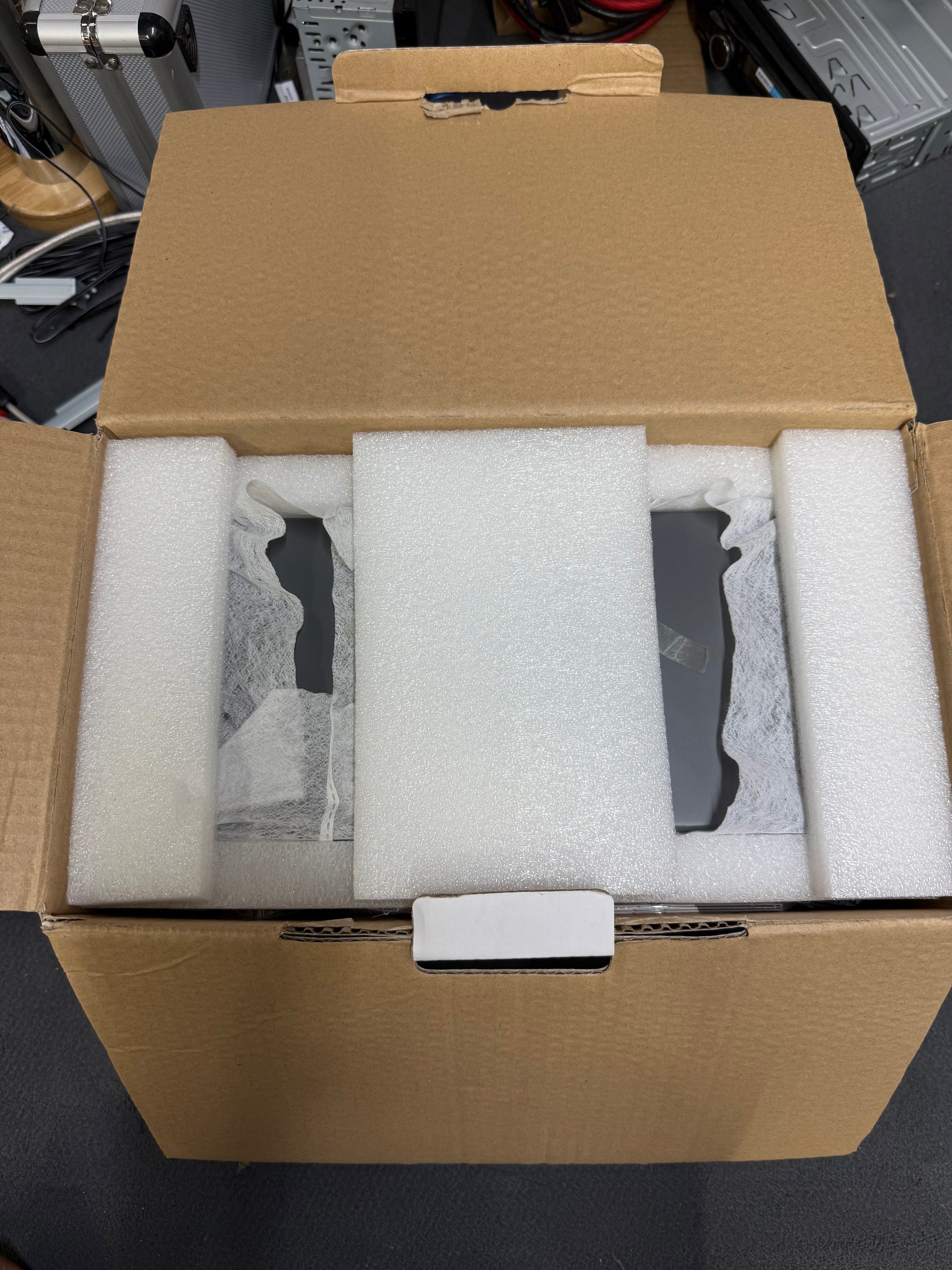 Kanto Audio Yu2 Active Powered Bookshelf Speakers  Matte Grey - EX DEMO