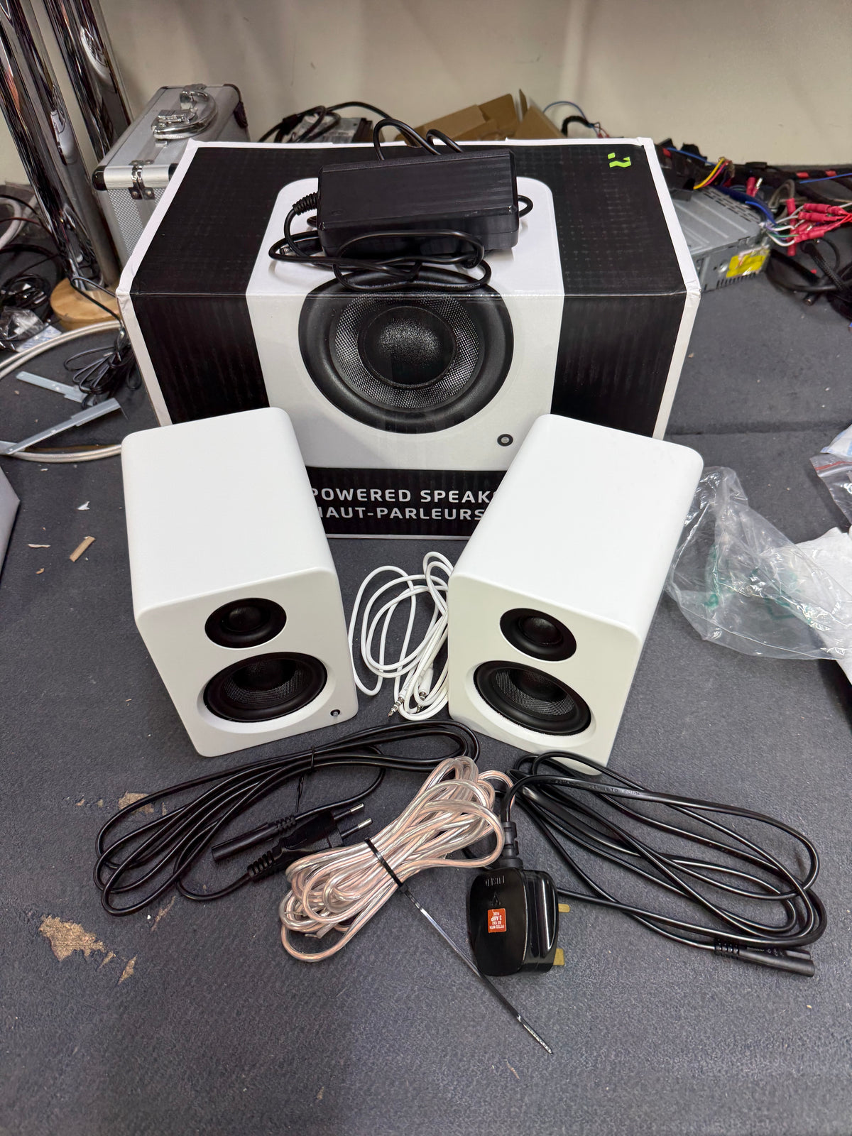 Kanto Audio YU2 - Active Powered Desktop Speakers - Matte White - EX DEMO