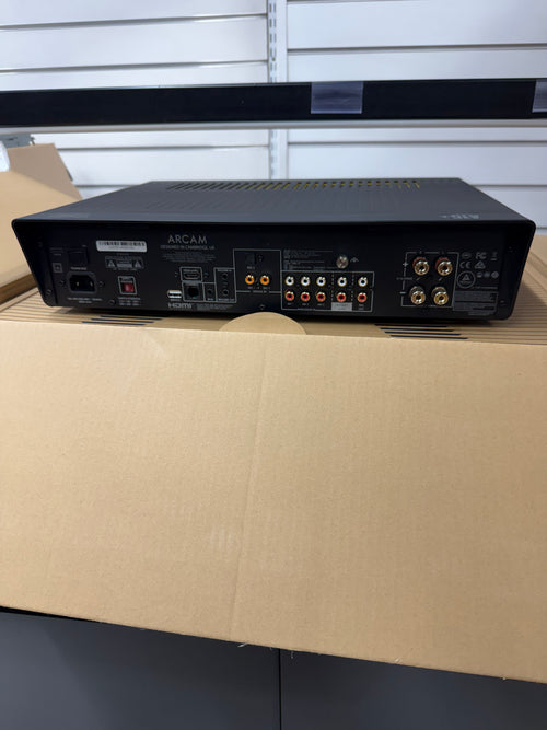 ARCAM A15+ Radia+ Integrated Amplifier with Bluetooth and Auracast - OPEN BOX