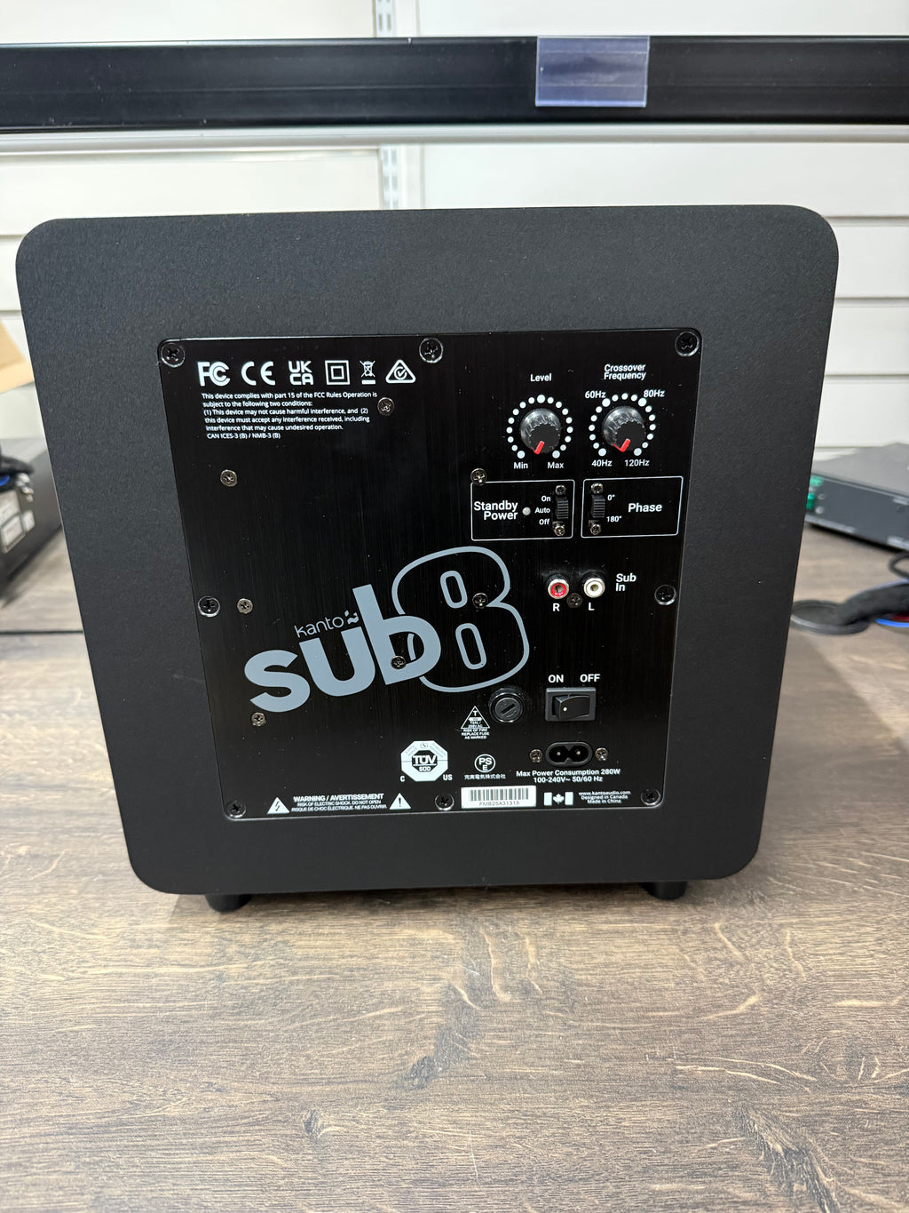 Kanto SUB8 MKII 8-inch Sealed Powered Subwoofer - Matte Black - OPEN BOX
