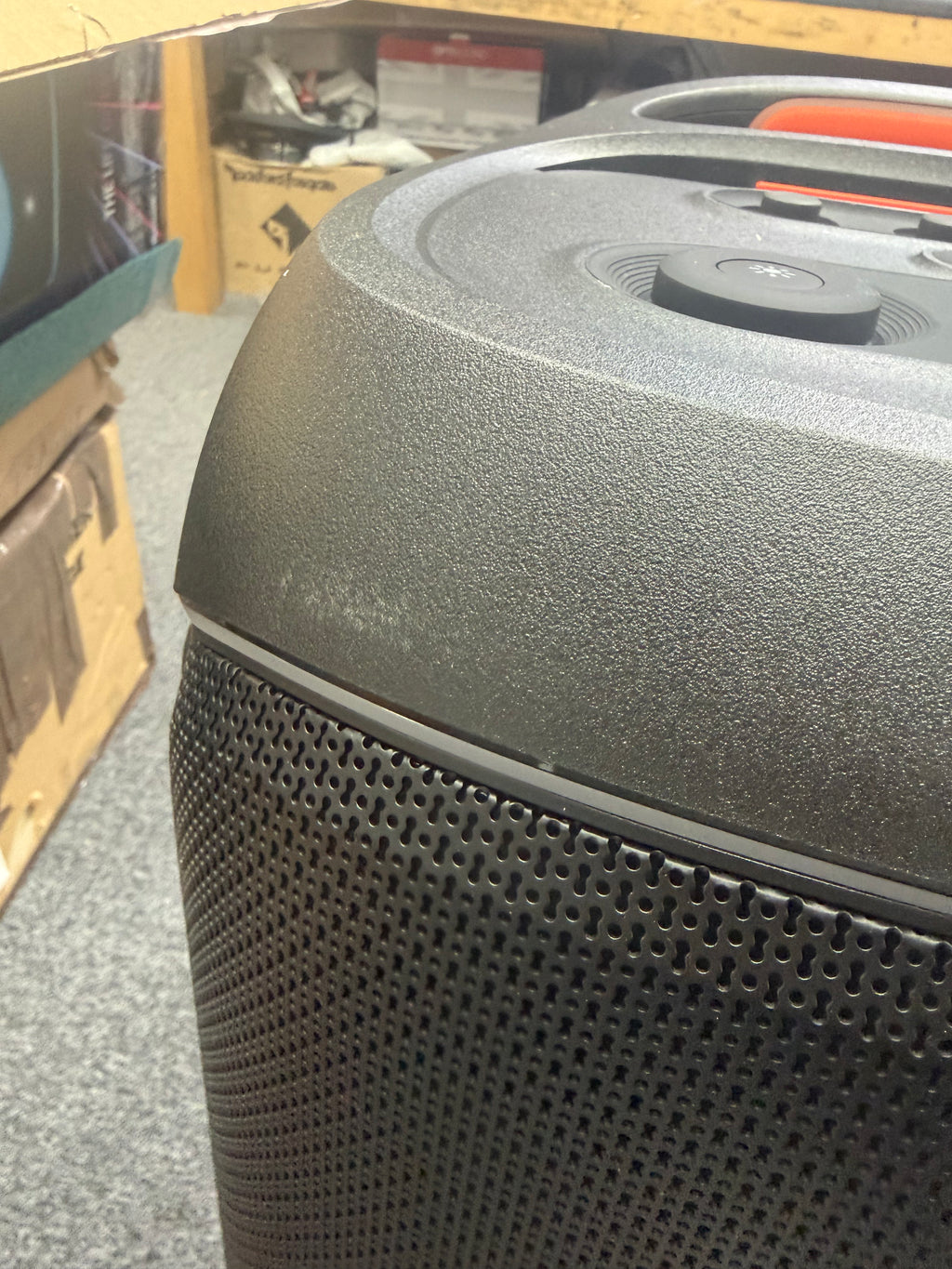 JBL PartyBox 720 - Party Speaker Wi-Fi and Bluetooth IPX4 Splashproof with Lights Show - DAMAGED