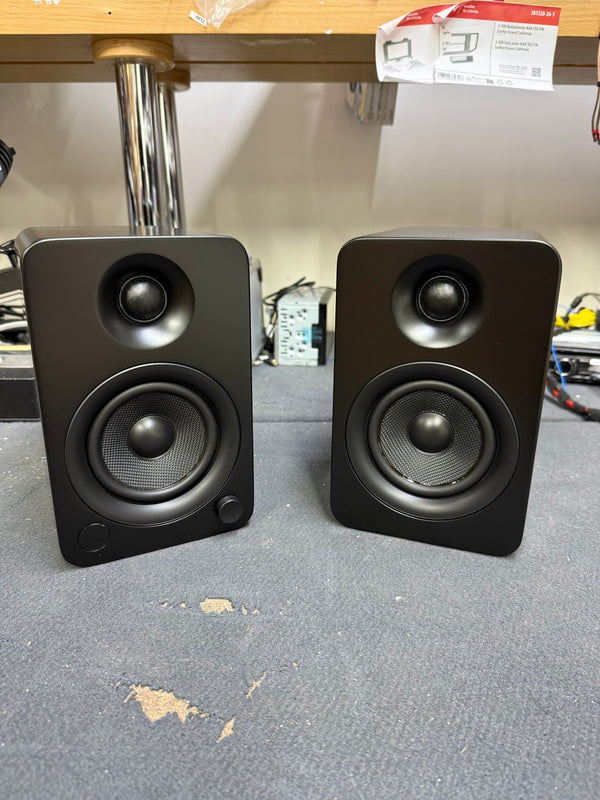 Kanto Audio YU4 - Active Powered Bluetooth Studio Speakers  - Matte Black - OPEN BOX