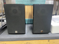 Dali Menuet Bookshelf Speakers - Black High Gloss Lacquer (Pairs) - Open Box