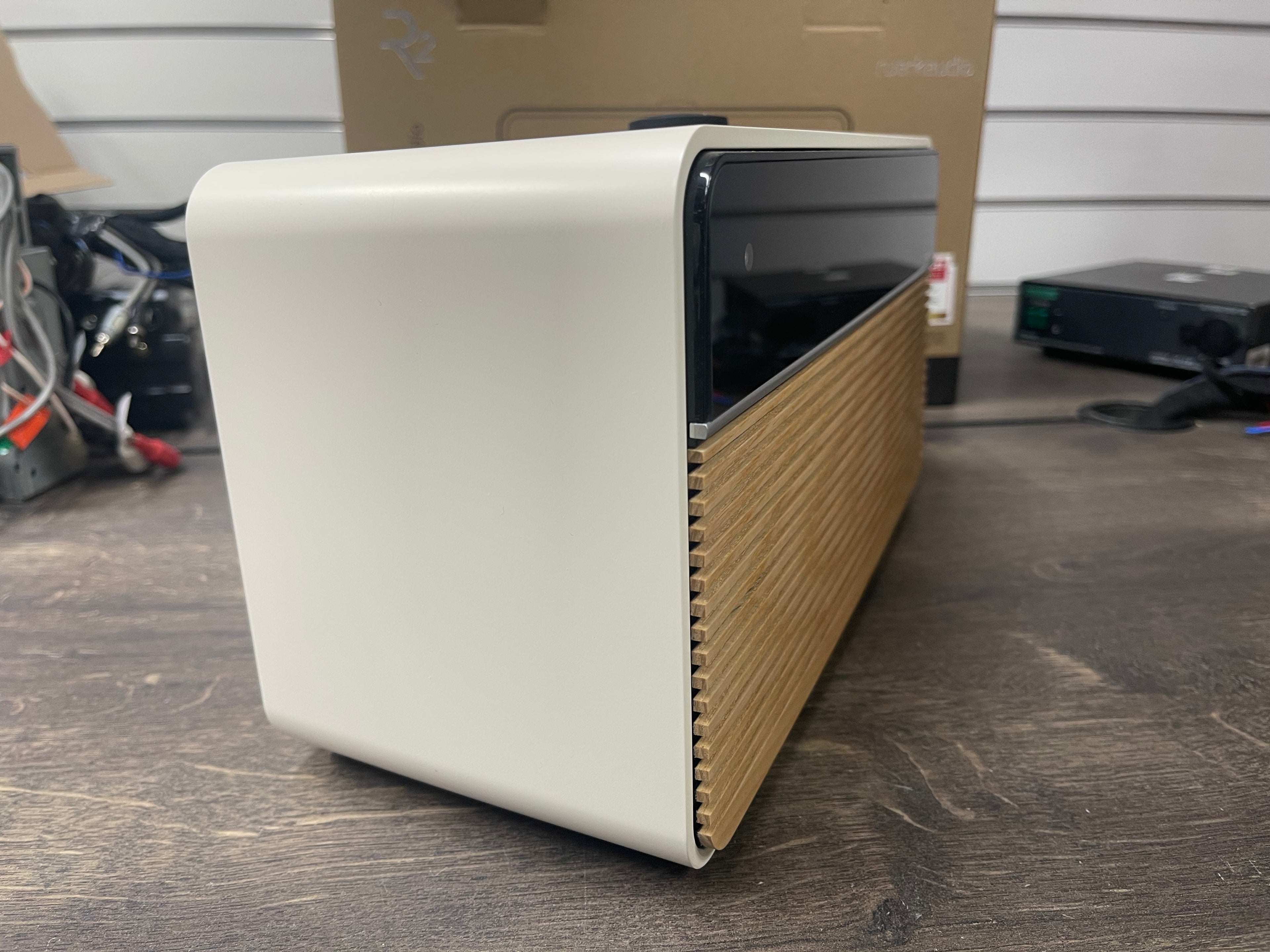 Ruark R2 MK4 Music System - Light Cream - OPEN BOX