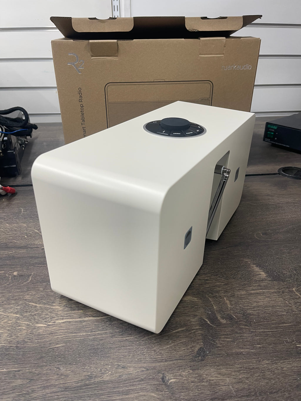 Ruark R2 MK4 Music System - Light Cream - OPEN BOX