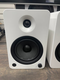 Kanto Audio YU6 - Active Powered Bluetooth Studio Speakers - Matte White - EX DEMO