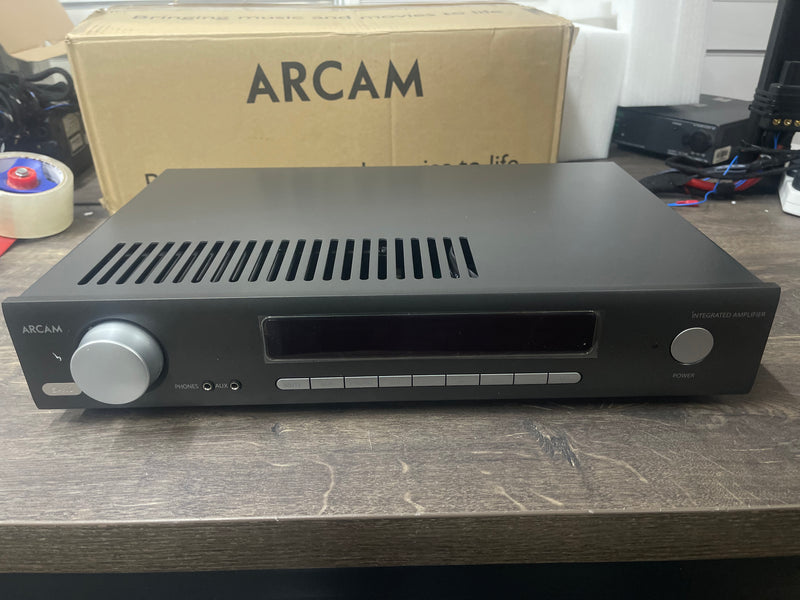 ARCAM SA10 (HDA Series) - Integrated Amplifier - OPEN BOX