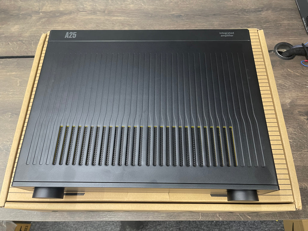 ARCAM Radia A25 Integrated Amplifier - OPEN BOX