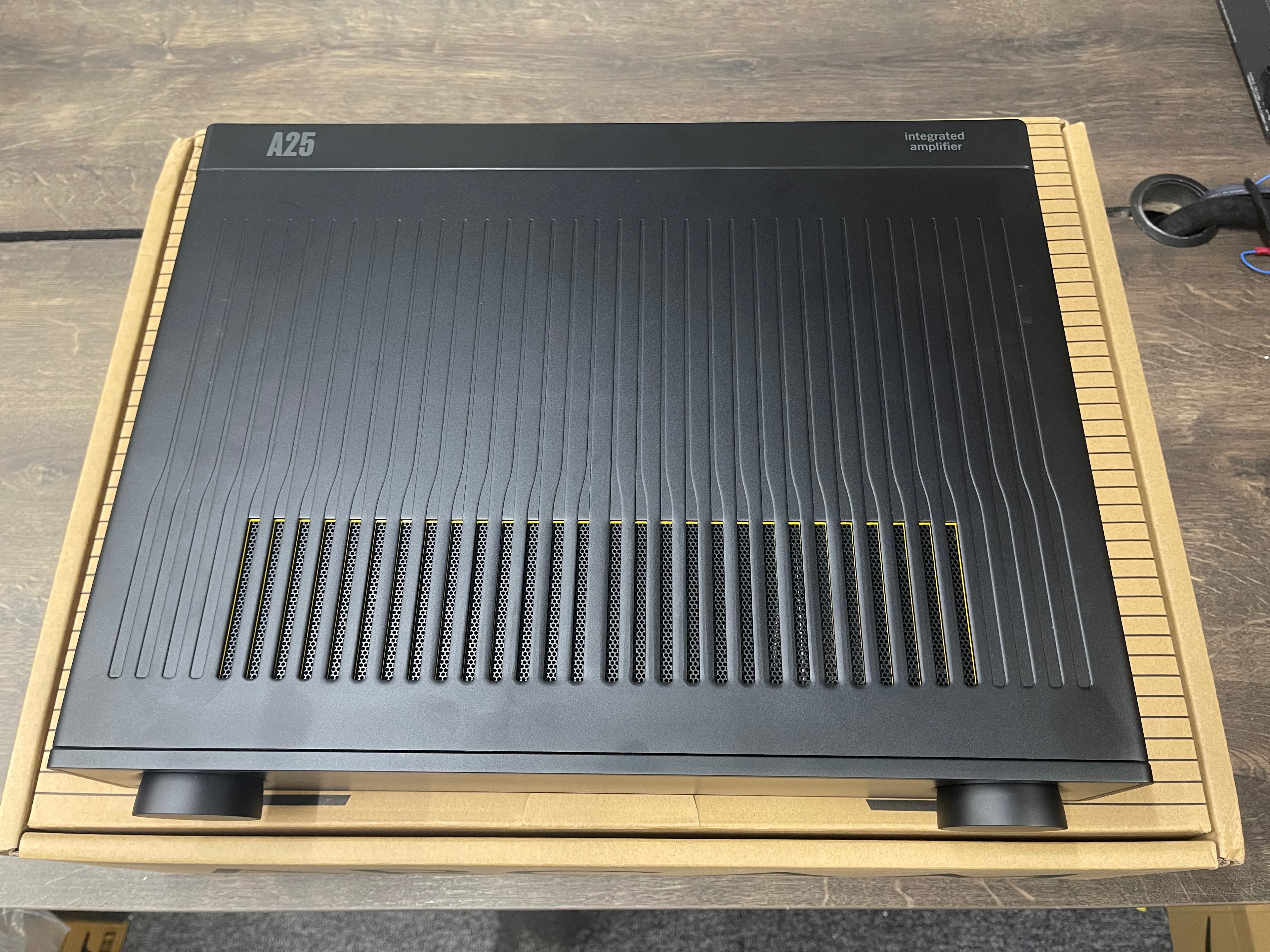 ARCAM Radia A25 Integrated Amplifier - OPEN BOX