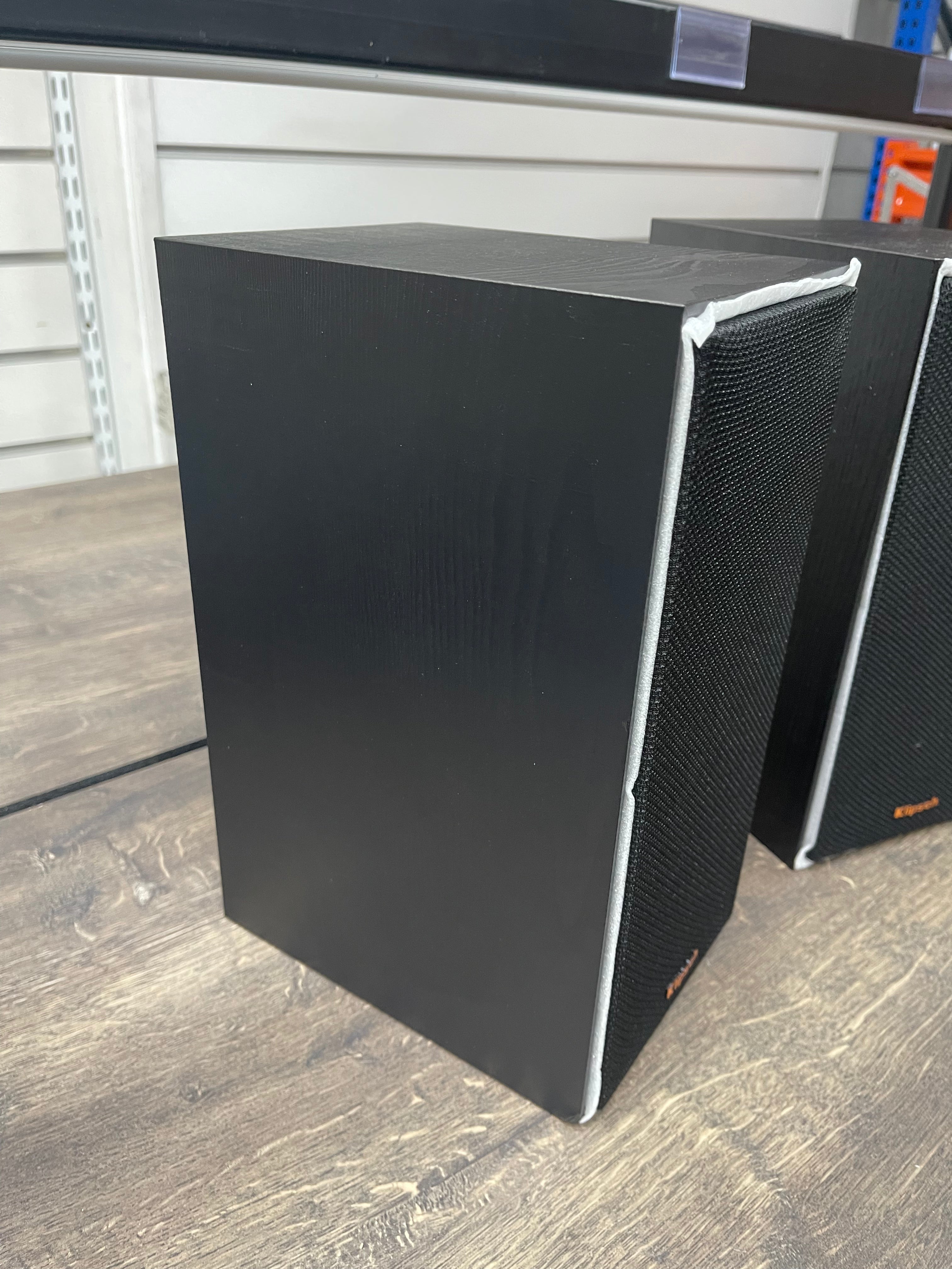 Klipsch R-40M Bookshelf Speakers - DAMAGED