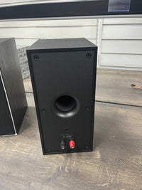 Klipsch R-40M Bookshelf Speakers - DAMAGED