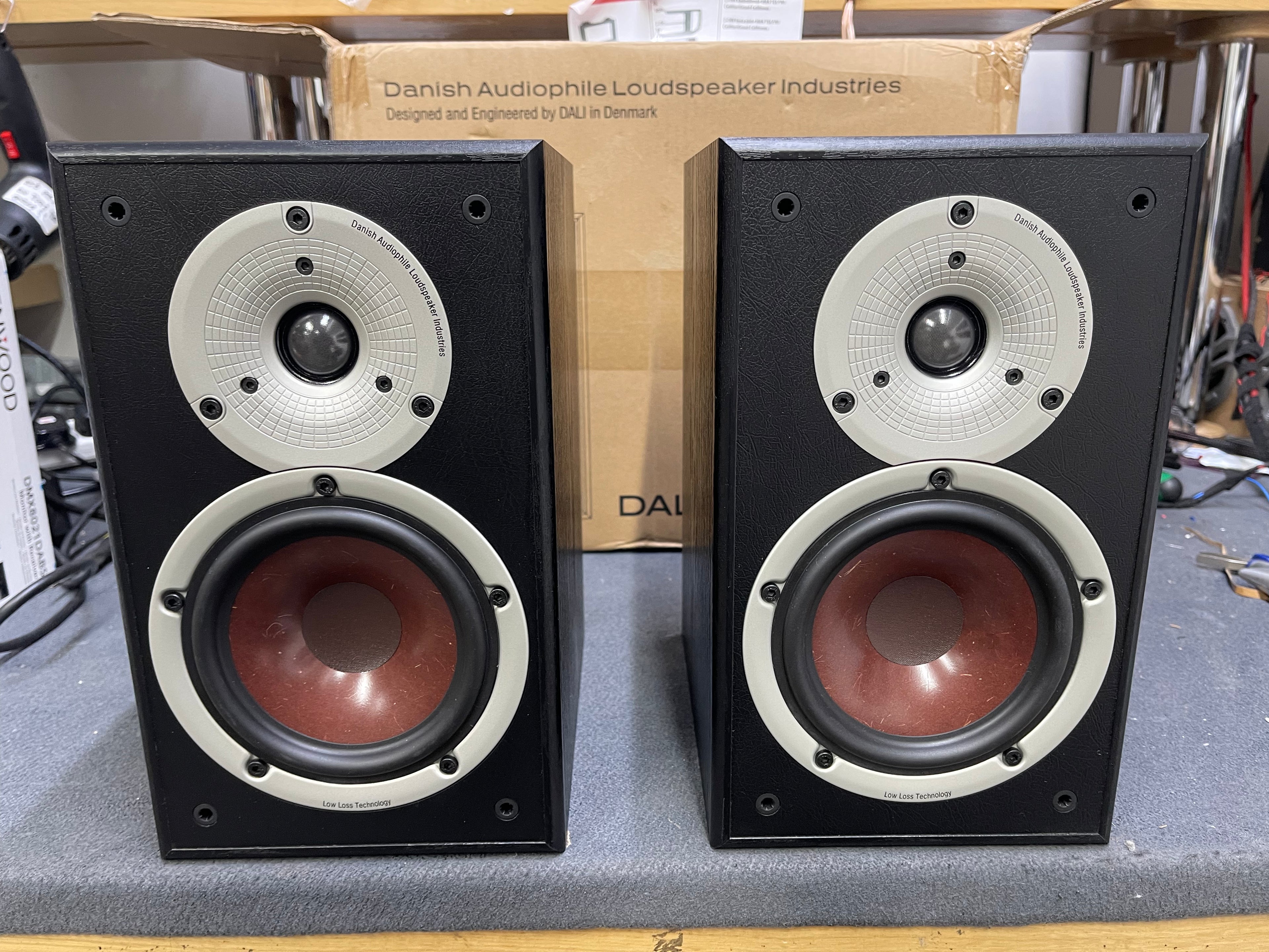 Dali Spektor 2 Speakers - Pair - Black - OPEN BOX