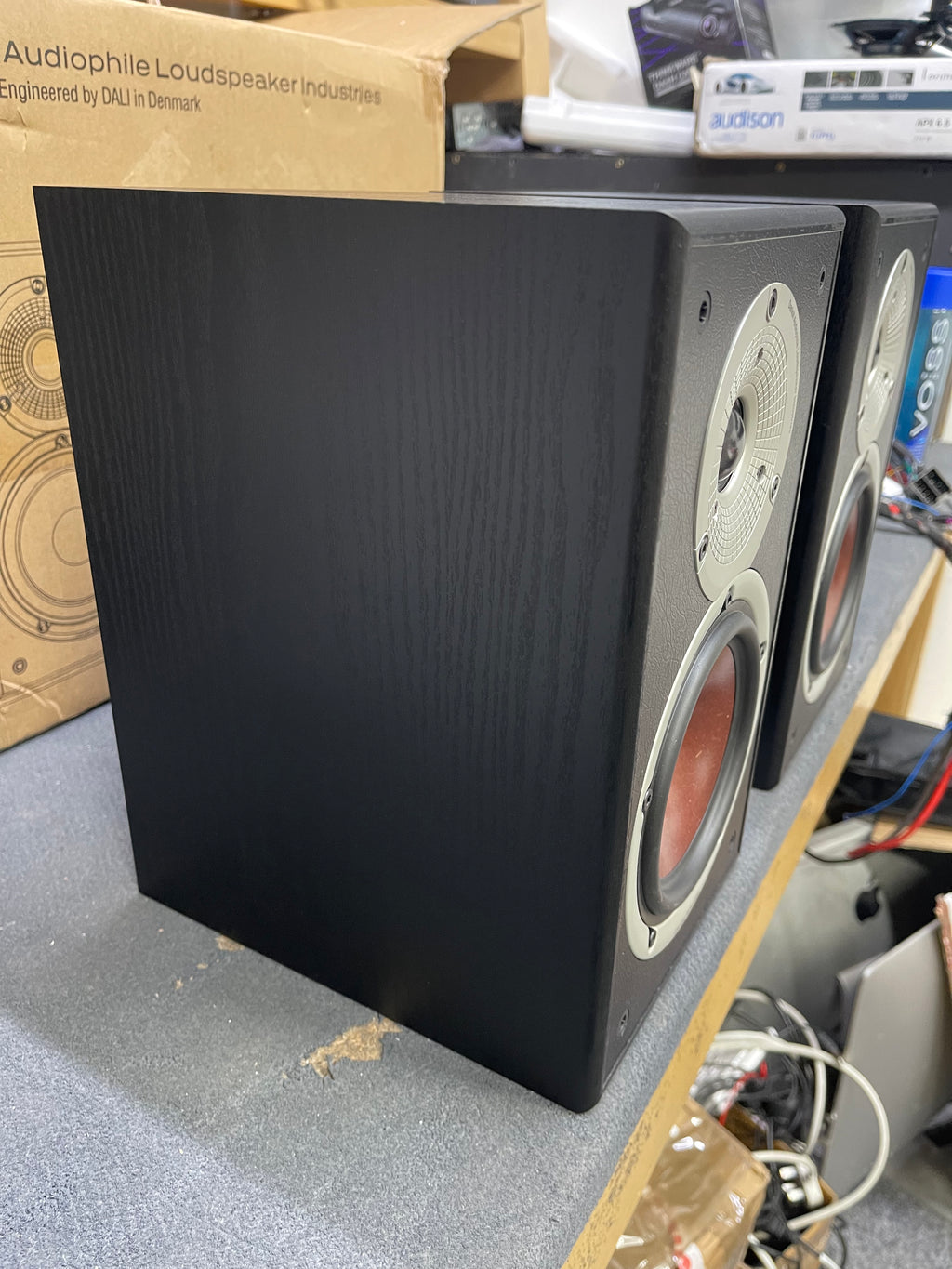 Dali Spektor 2 Speakers - Pair - Black - OPEN BOX