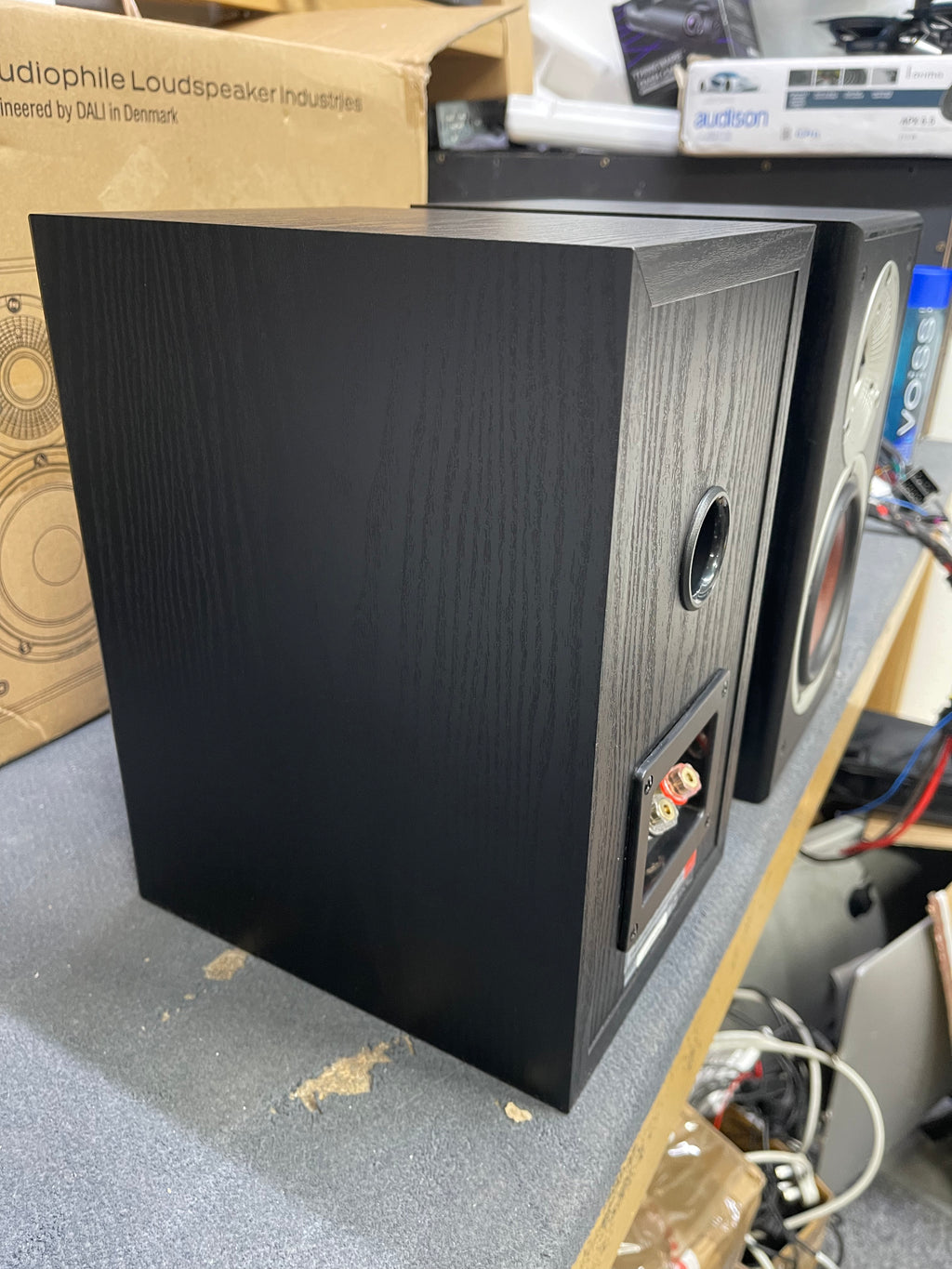 Dali Spektor 2 Speakers - Pair - Black - OPEN BOX