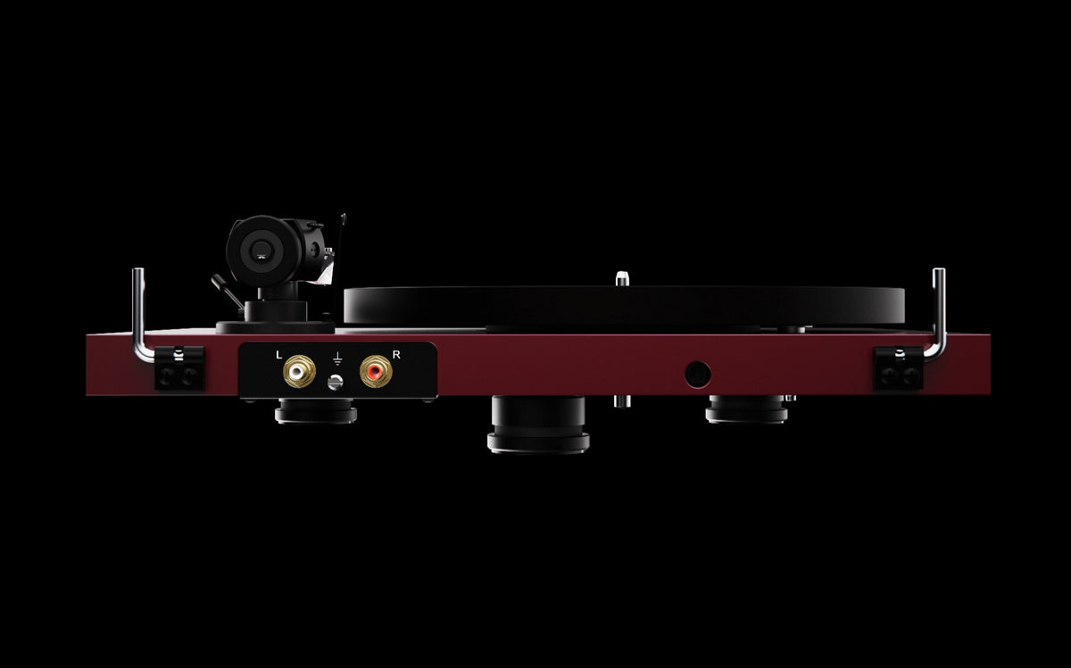 Pro-Ject Debut EVO 2 - Black Gloss