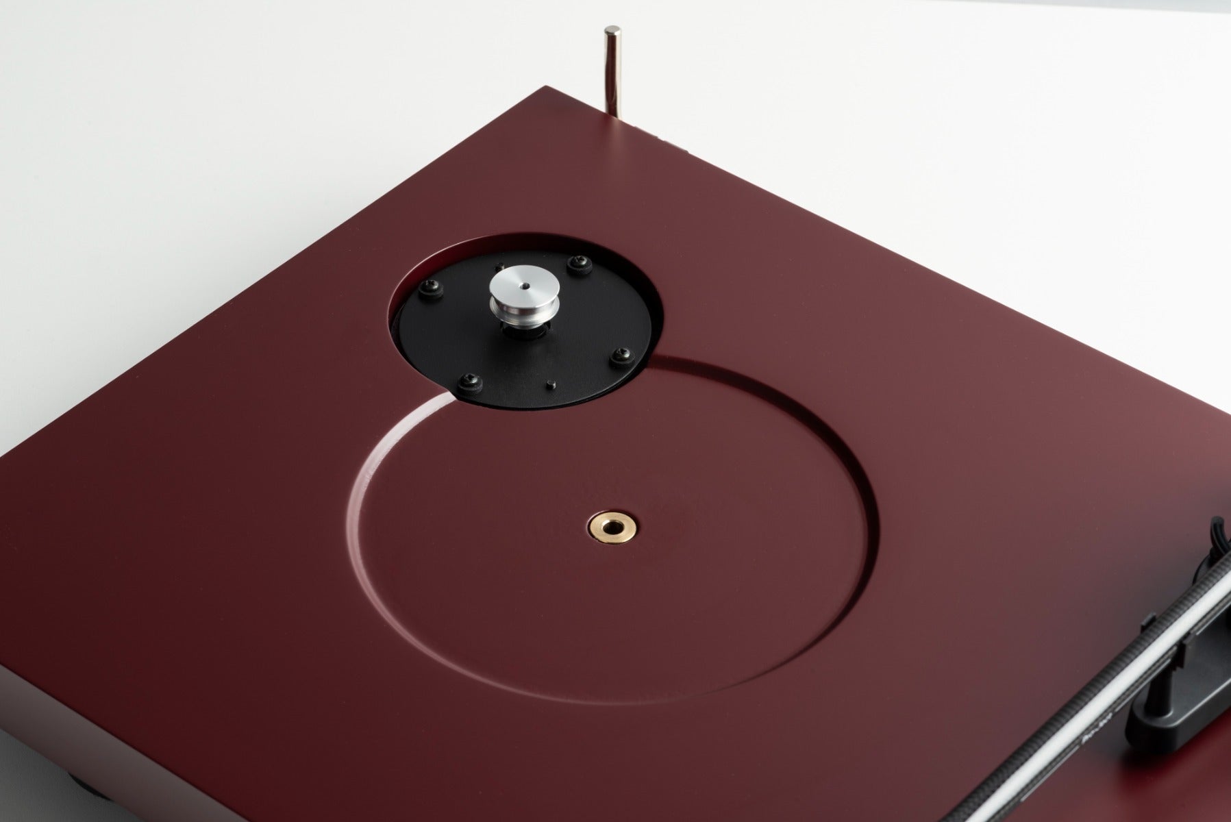 Pro-Ject Debut EVO 2 - Black Gloss