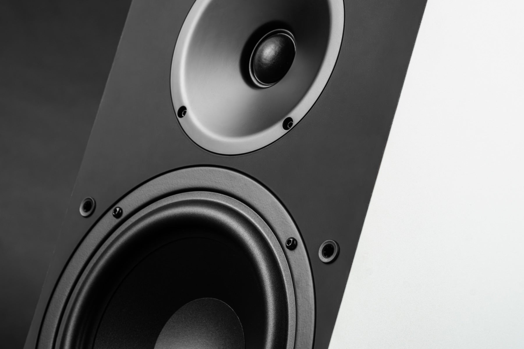 ELAC Debut ConneX DCB61 Active Speakers - White