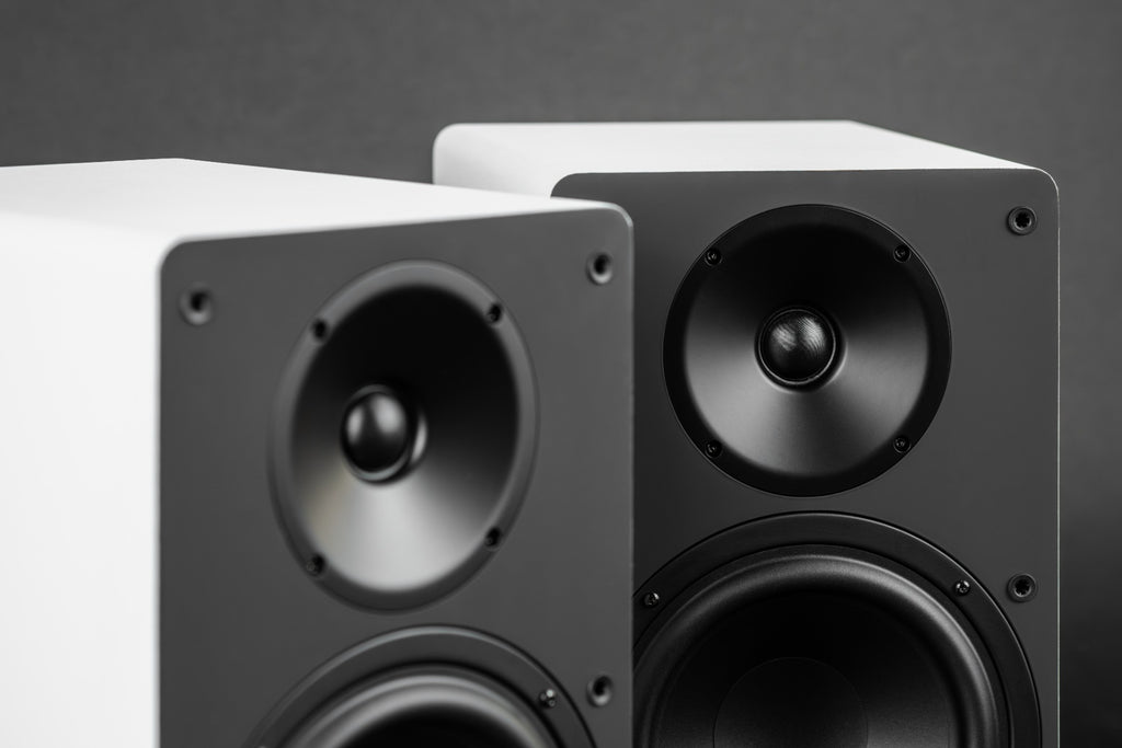 ELAC Debut ConneX DCB61 Active Speakers - White
