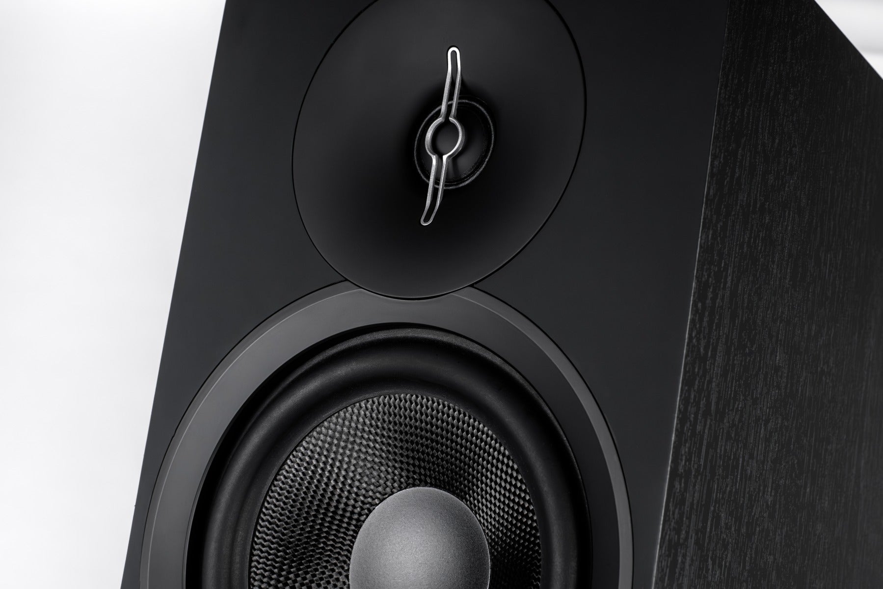 ELAC Debut 3.0 F6.3 Floorstanding Speakers