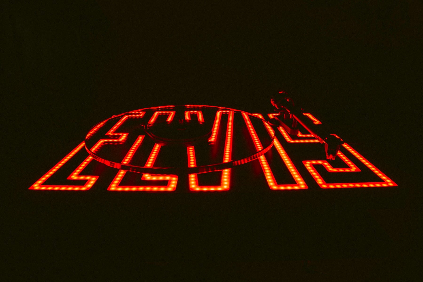 Pro-Ject Elvis Turntable 90th Birthday Premium Turntable