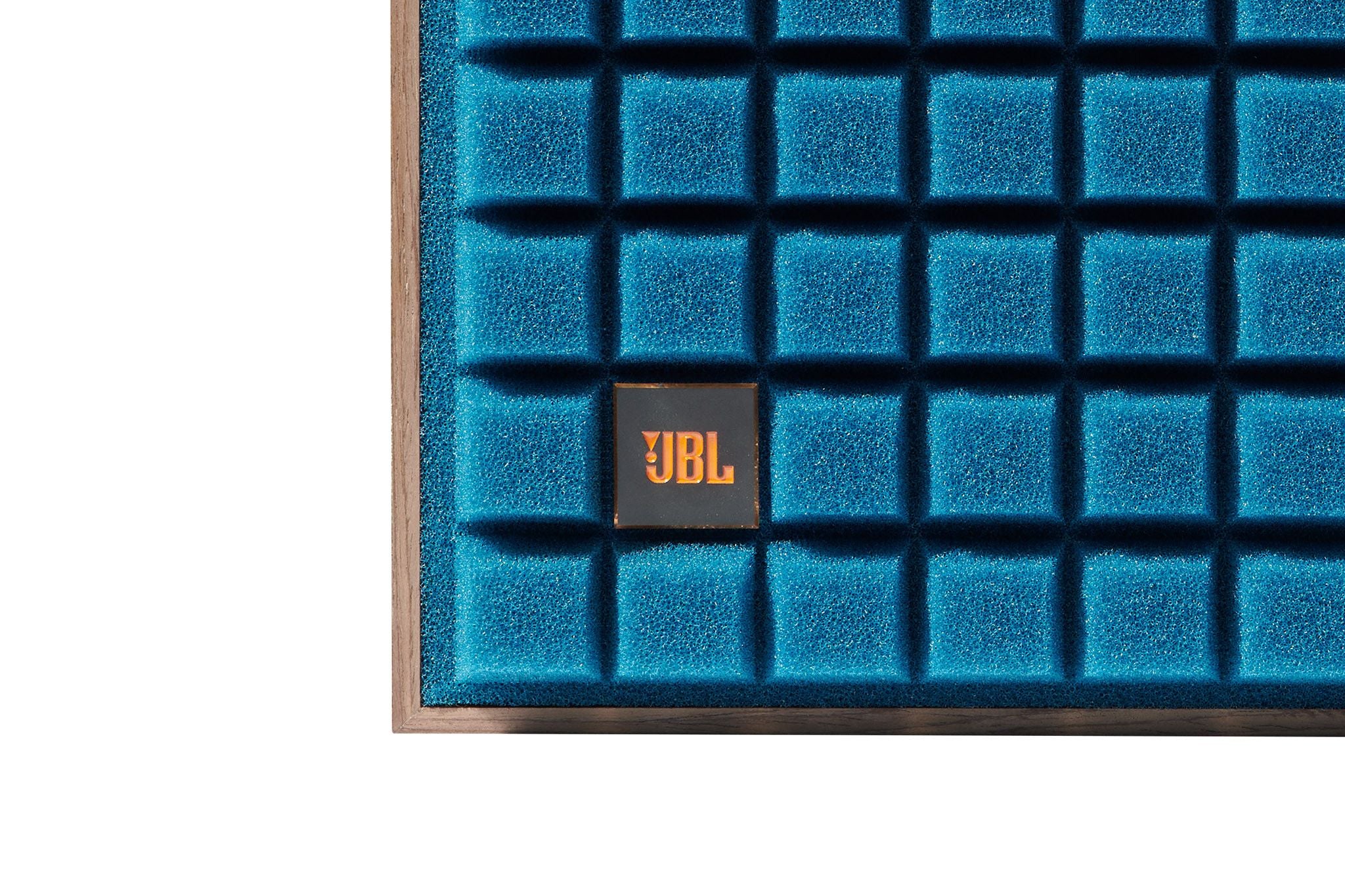 JBL L82 Classic 2-Way 8-inch (200mm) Bookshelf Loudspeaker (Pair) - Blue