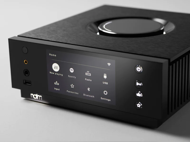 Focal Stellia Wired Headphones + Naim Audio Headphone Amp