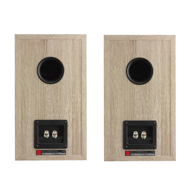 Dali Oberon 3 Bookshelf Speakers - Light Oak