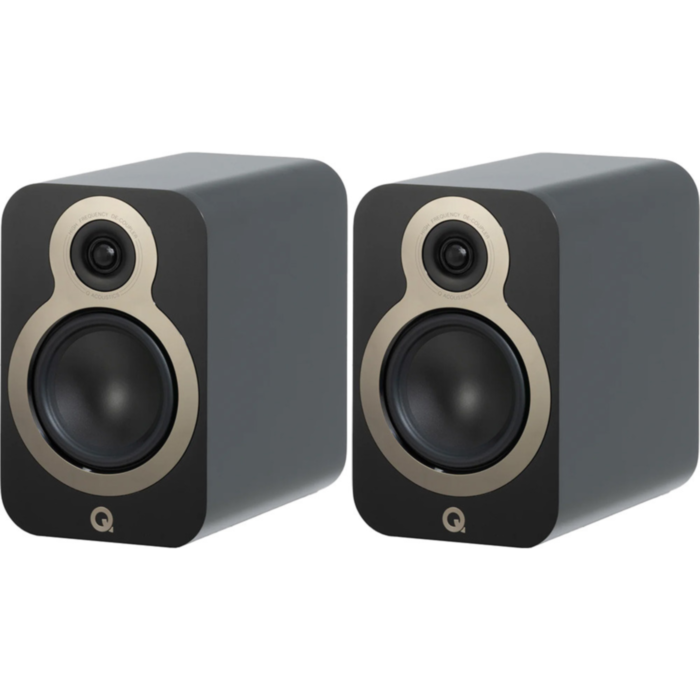 ARCAM A15+ Radia Plus Amplifier + Q Acoustics 3030C Large Bookshelf Speakers Package and 5 metres Classic 79 Strand