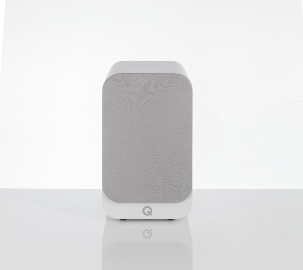 LEAK Stereo 130 Integrated Amplifier + Q Acoustics 3020i Speakers