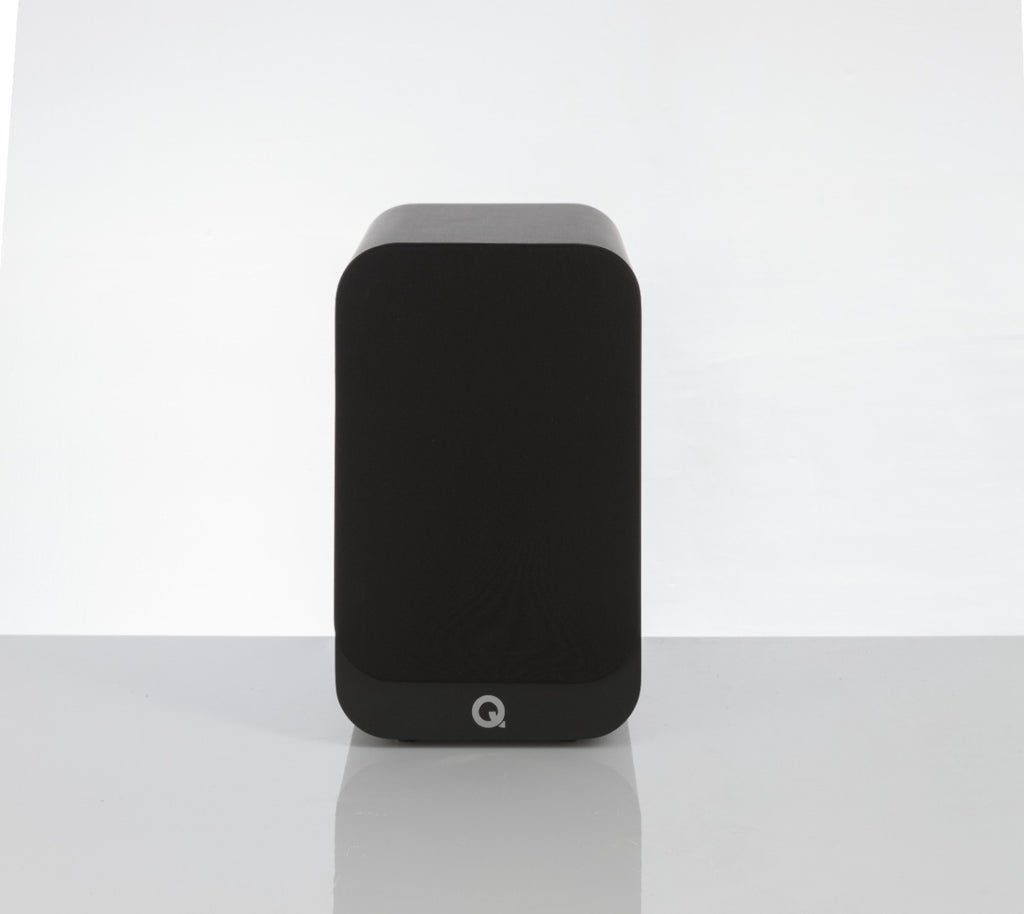 LEAK Stereo 130 Integrated Amplifier + Q Acoustics 3020i Speakers