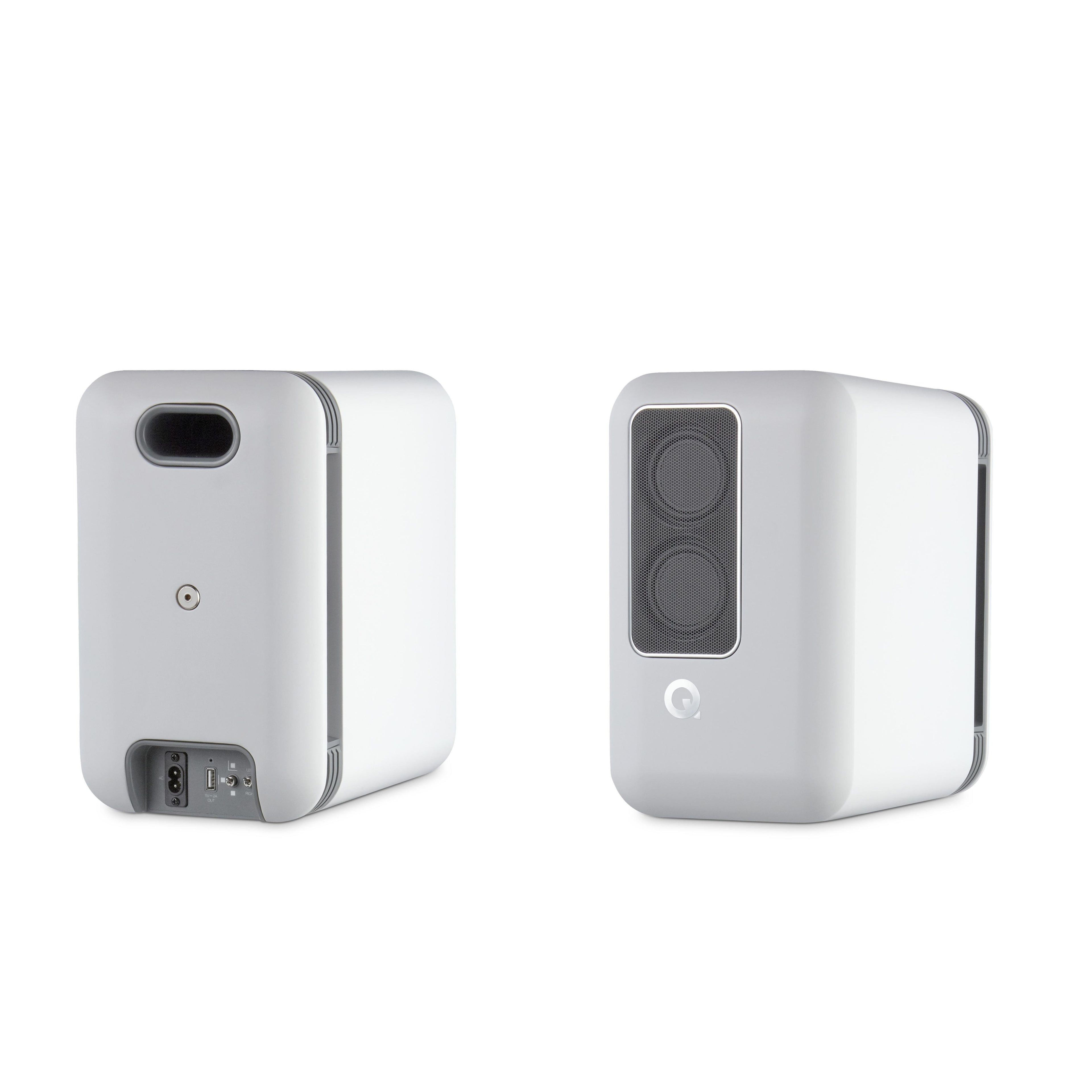 Pro-ject Debut Carbon Evo + Q Acoustic - Q Active 200 Speakers - White Bundle