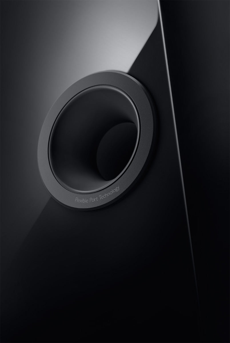 KEF R11 Meta Floorstanding Speakers - Black Gloss