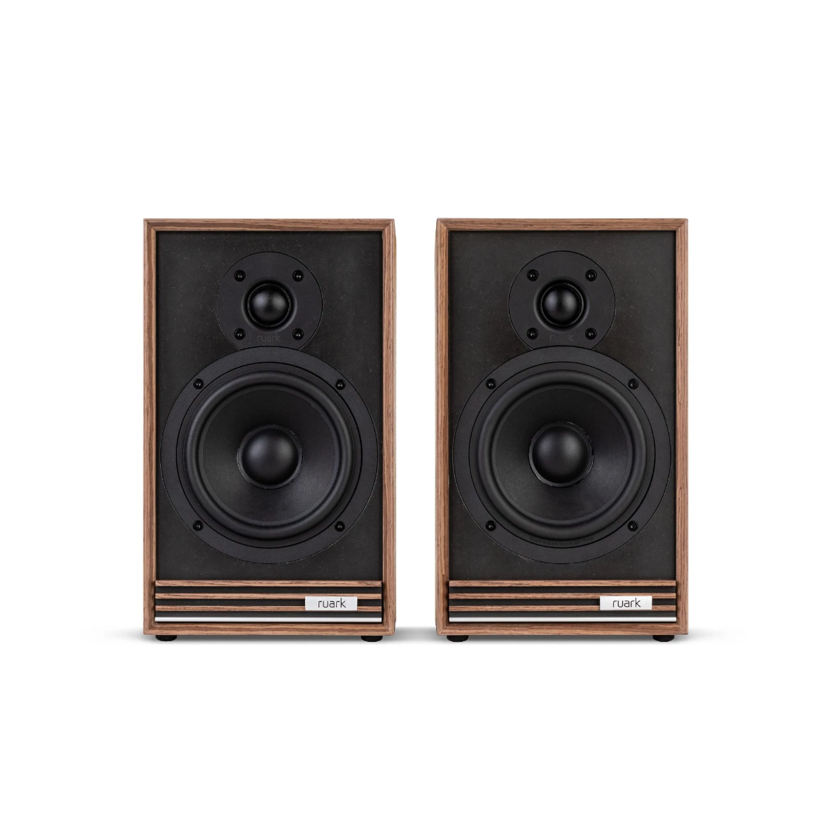 Ruark R610 Music Console & Sabre-R Bookshelf Speakers Fused Walnut