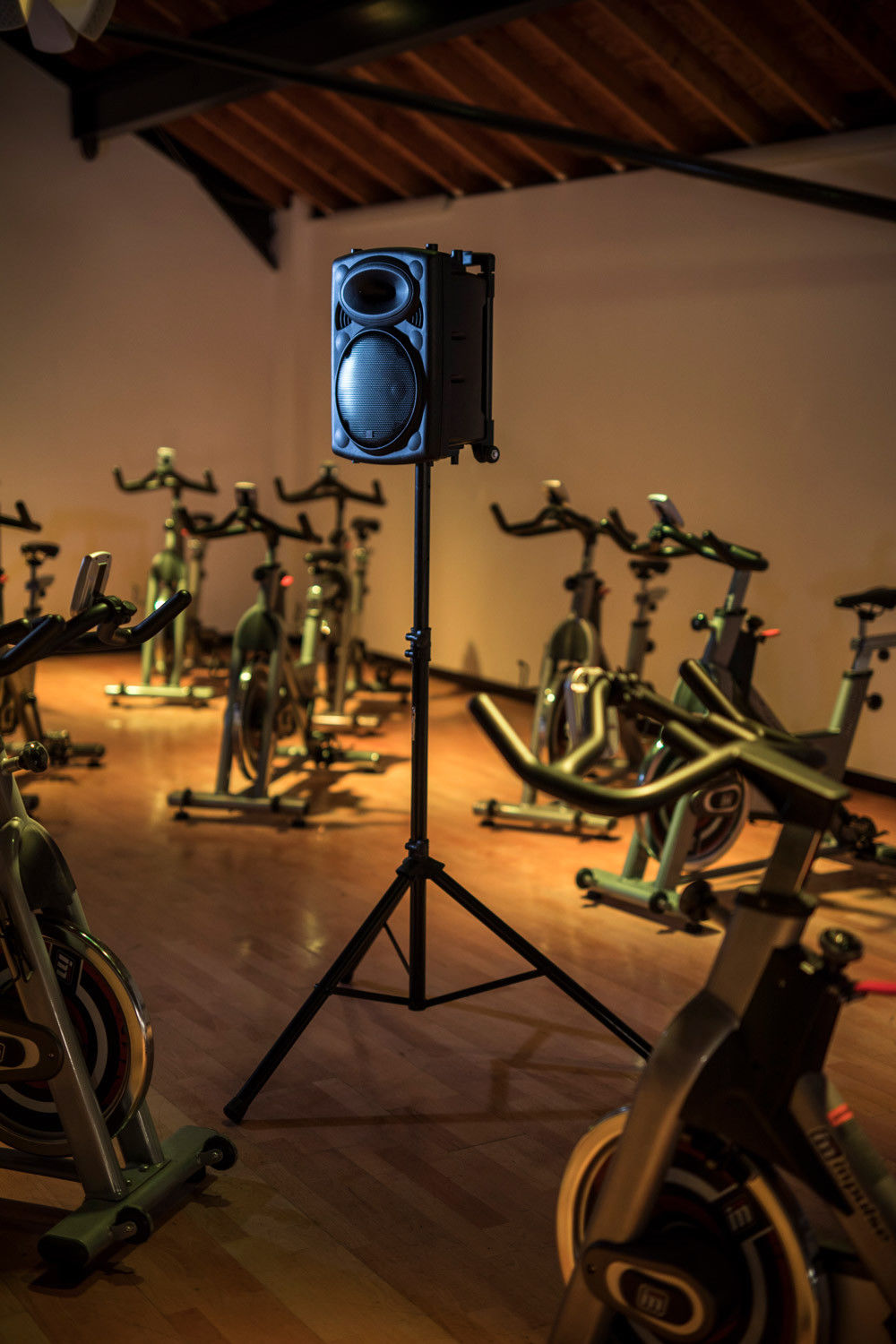 QTX QR10PABT Bluetooth Protable PA Speaker