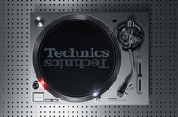 Technics SL-1200 MK7 - Direct Drive DJ Turntable in Silver