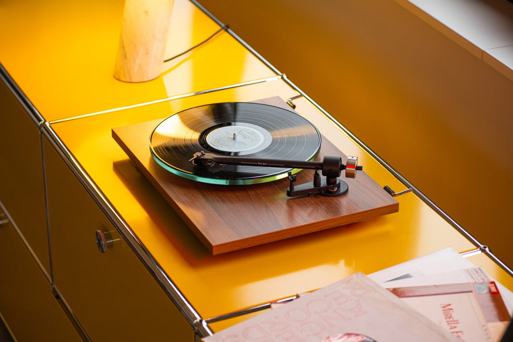 Pro-Ject T2 T-Line Turntable - Walnut