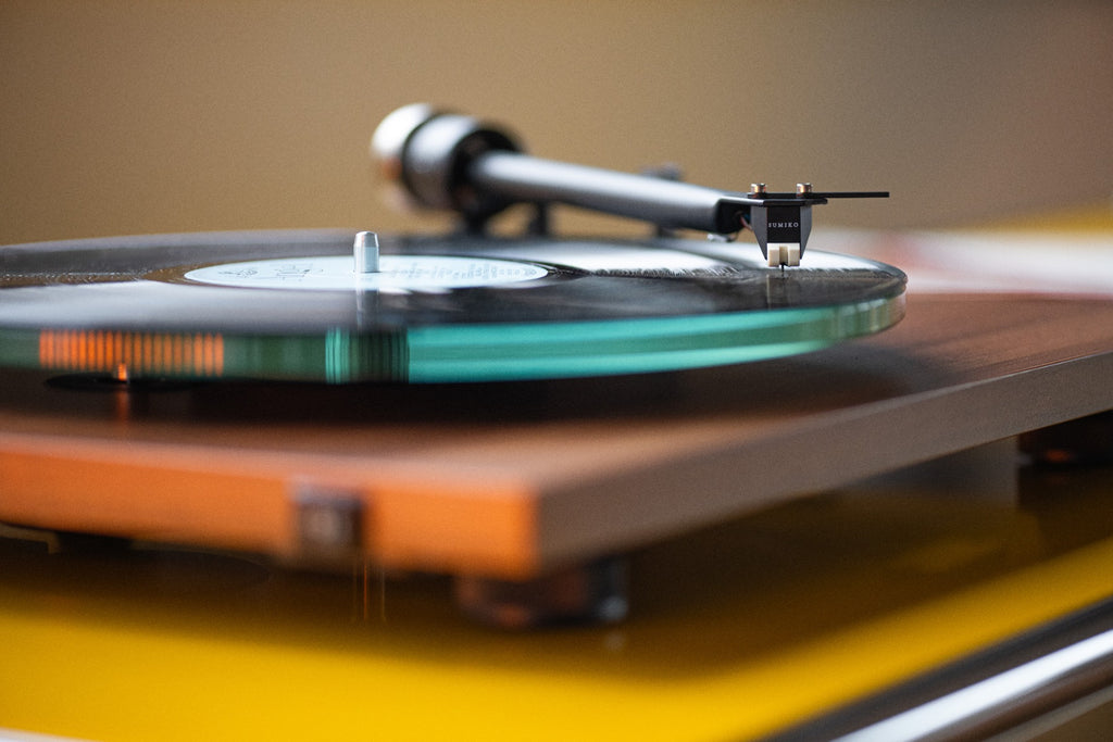 Pro-Ject T2 T-Line Turntable - Walnut