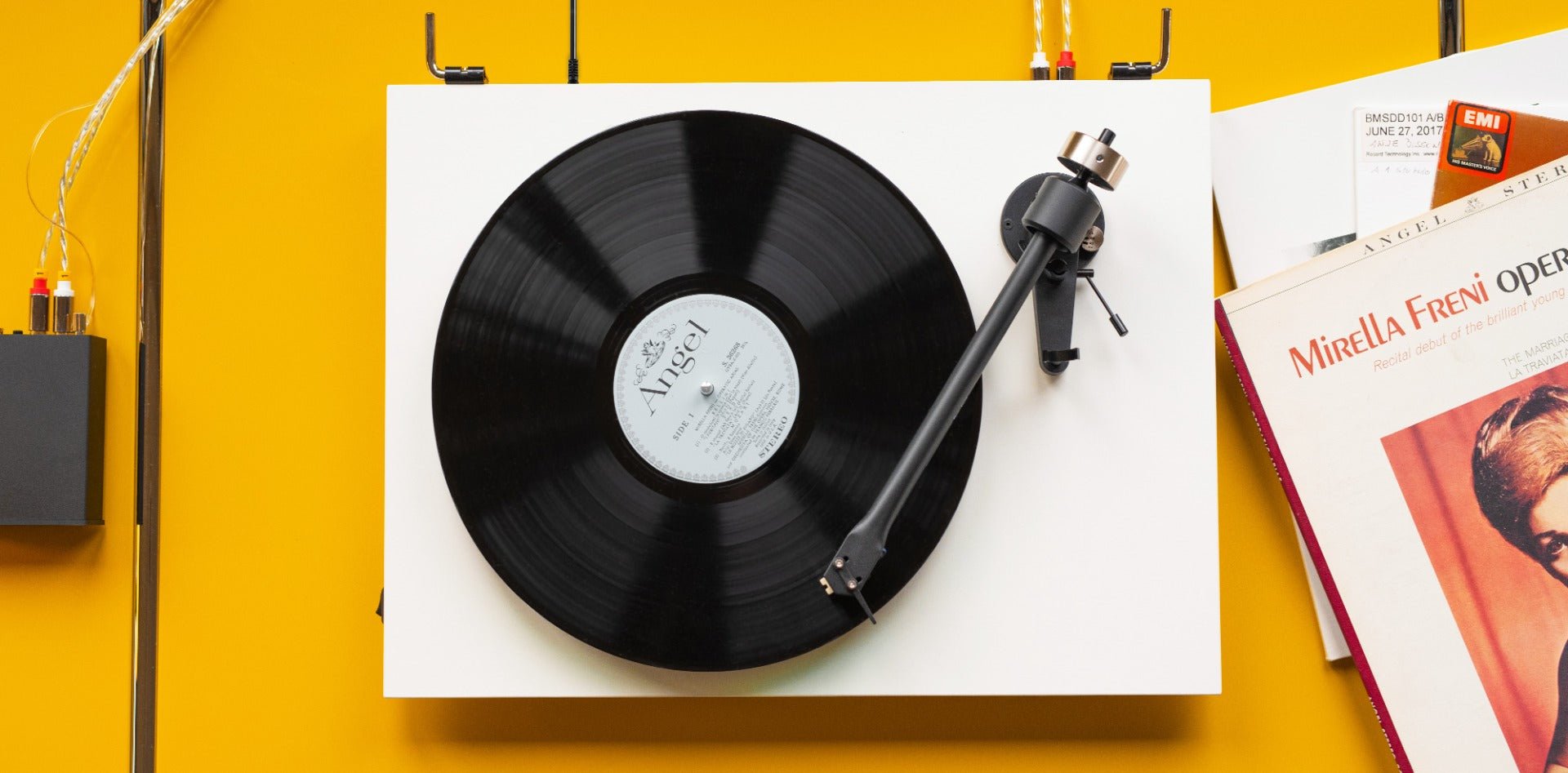 Pro-Ject T2 Super Phono T-Line Turntable - Satin White