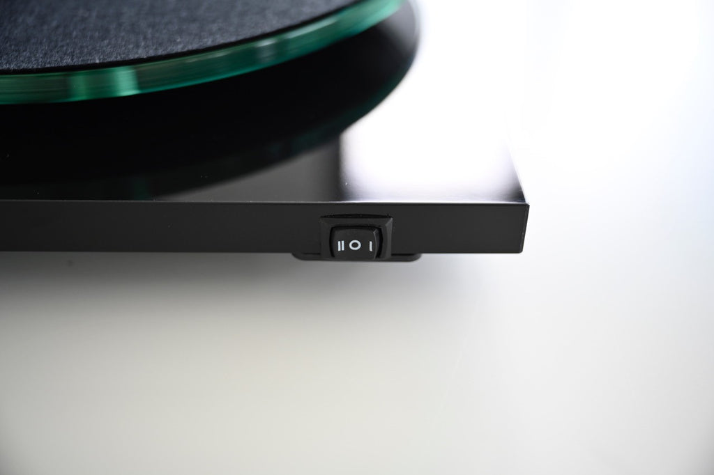 Pro-Ject T2 T-Line Turntable - Black Gloss
