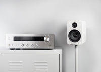 Pro-Ject Juke Box E All-in-one Bluetooth Turntable + Kanto YU Passive 6 Bundle in White